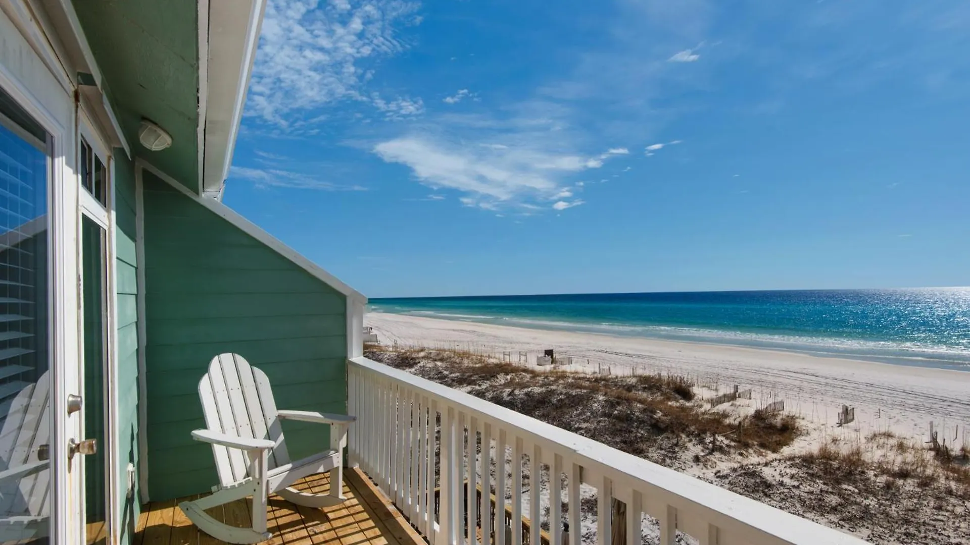 Quiet Surf Townhomes II #6 By Newman-Dailey 德斯廷